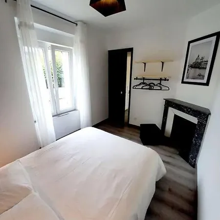 Du Jardin 4 Apartment